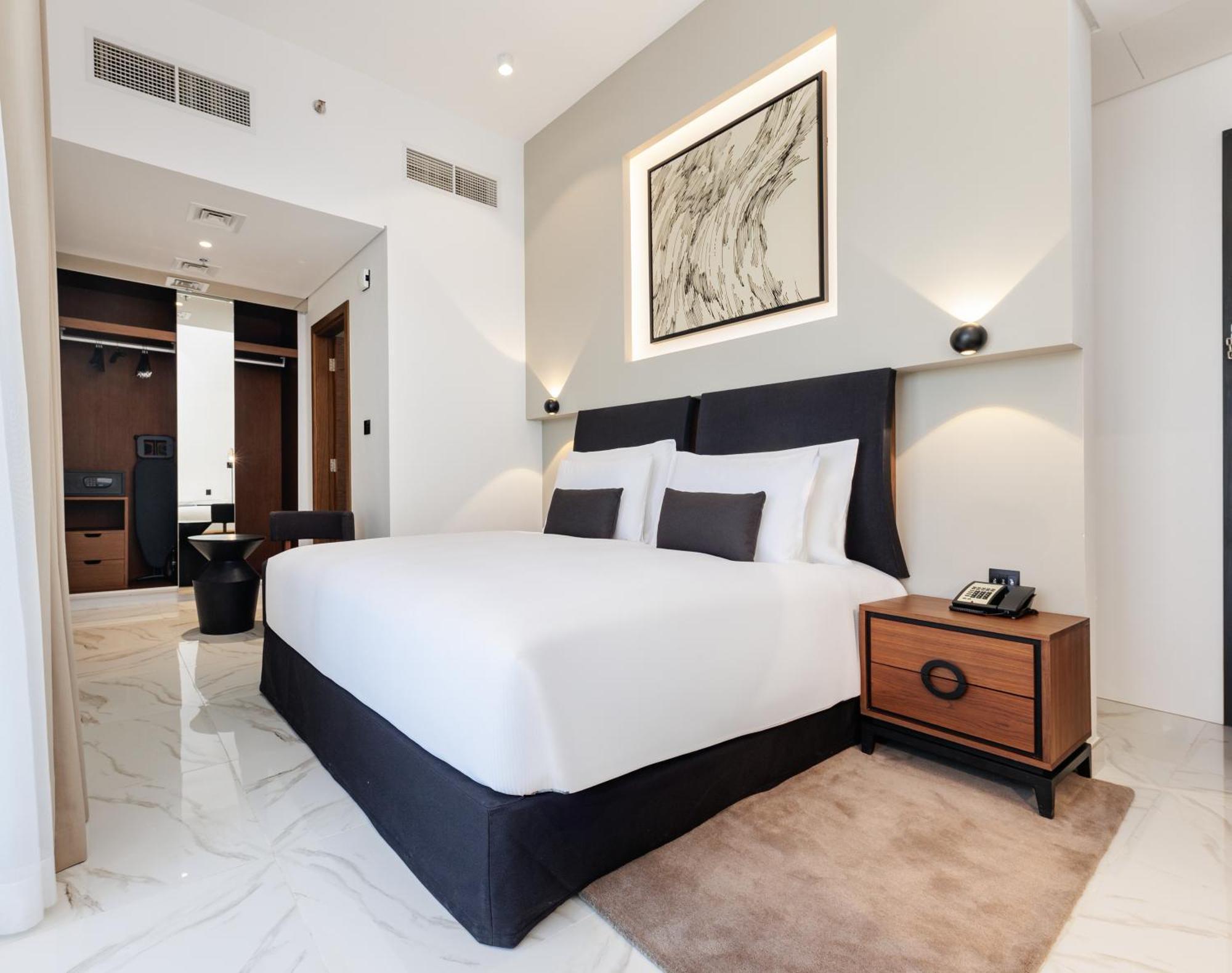 Hotel Avalon Dubai Jumeirah Village Circle Отель 3*